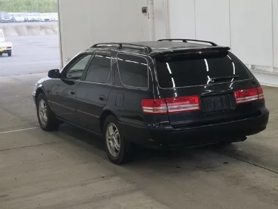 Toyota Mark II Wagon Qualis