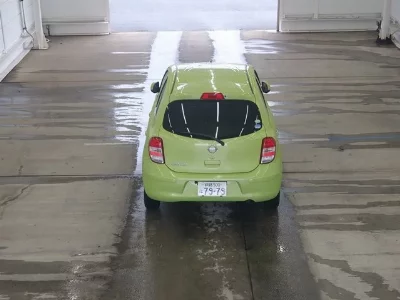 Nissan March