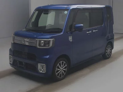 Toyota Pixis Mega