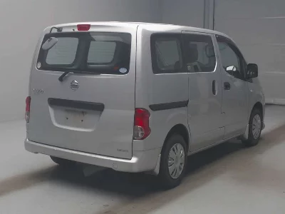 Nissan NV200 VANETTE VAN