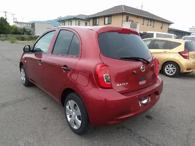 Nissan March