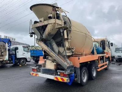 NISSAN DIESEL (UD) QUON