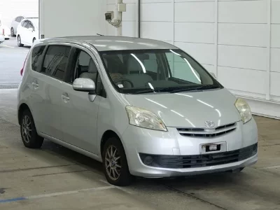 Toyota Passo Sette