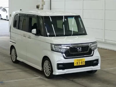 Honda N BOX CUSTOM