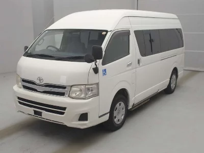 Toyota HiAce Commuter