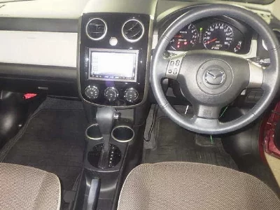 Mazda Verisa