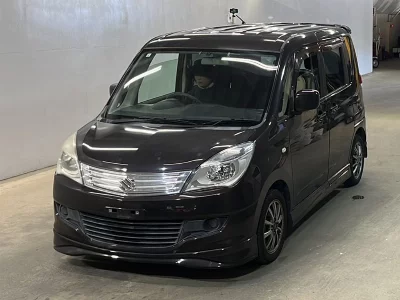 Suzuki Solio