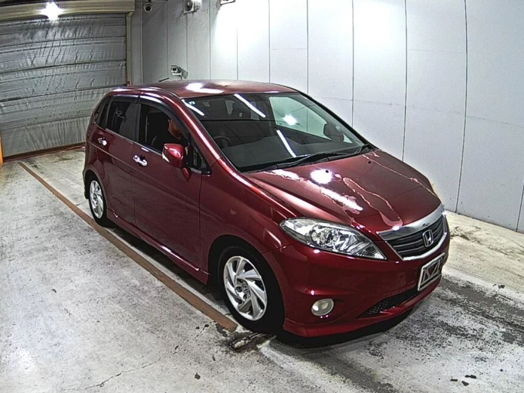 Honda Edix  с аукциона в Японии