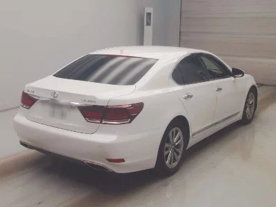 Lexus LS460L