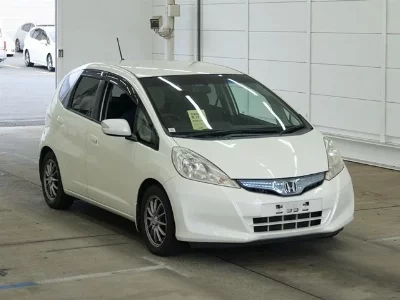 Honda FIT HYBRID