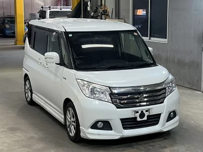 Suzuki Solio