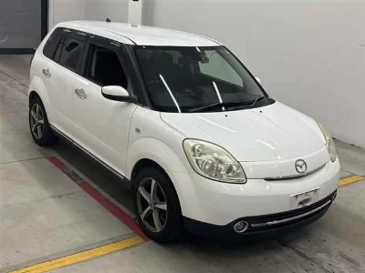Mazda Verisa