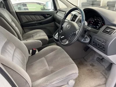 Toyota ALPHARD V