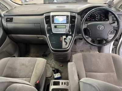Toyota ALPHARD V