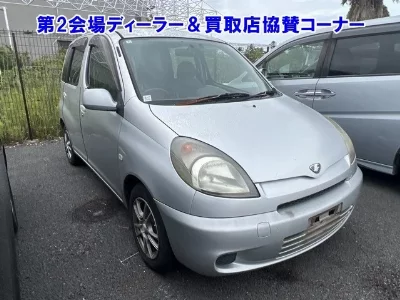 Toyota FUN CARGO