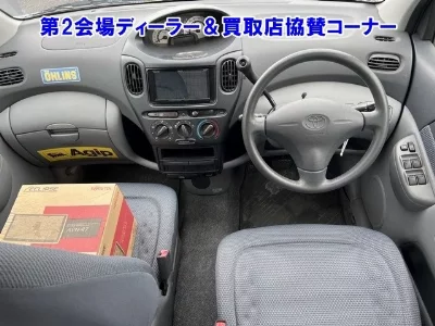Toyota FUN CARGO