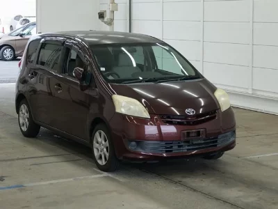 Toyota Passo Sette
