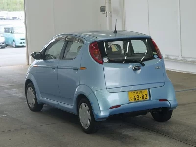 Subaru R2