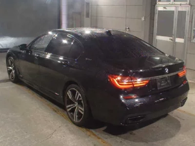 BMW 7-Series