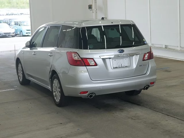 Subaru Exiga  с аукциона в Японии
