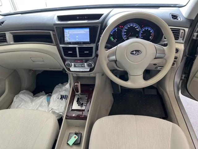 Subaru Exiga  с аукциона в Японии