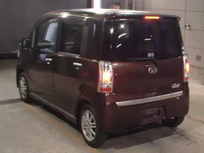 Daihatsu Tanto Exe