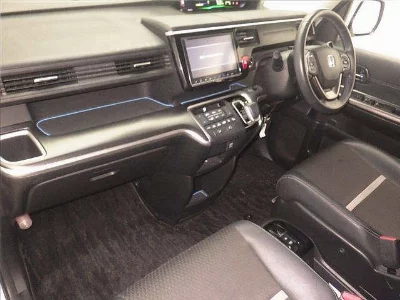 HONDA STEPWGN SPADA