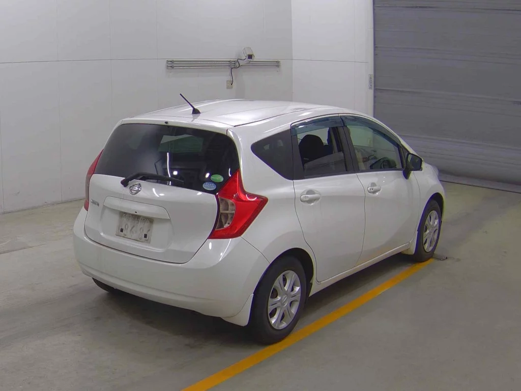 Nissan Note  с аукциона в Японии