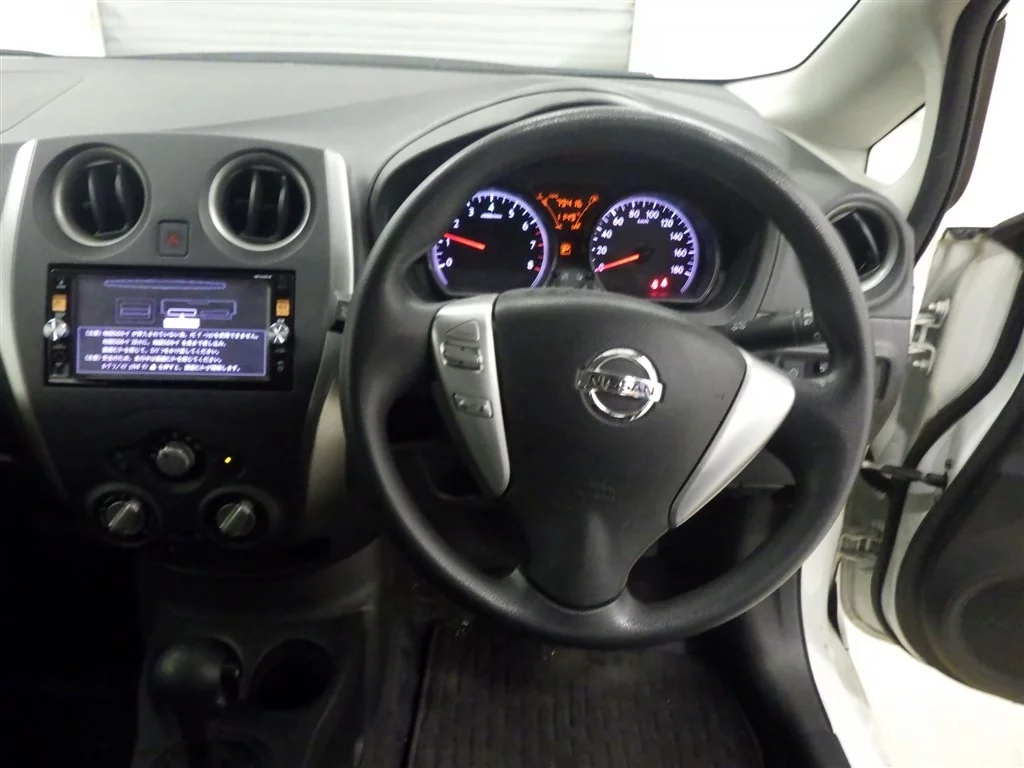 Nissan Note  с аукциона в Японии