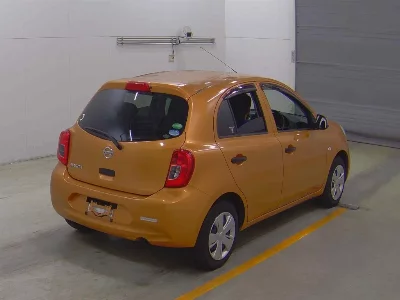 Nissan March