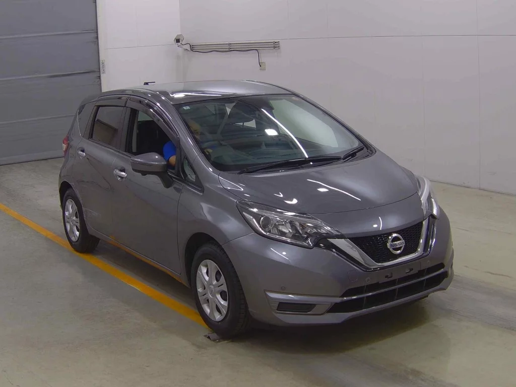 Nissan Note  с аукциона в Японии