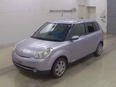 Mazda Verisa