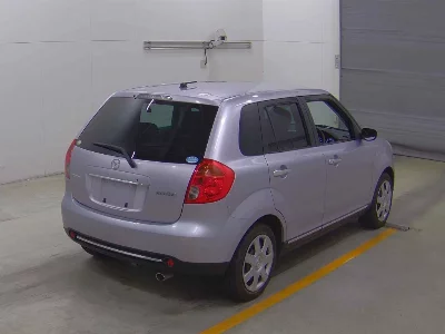 Mazda Verisa