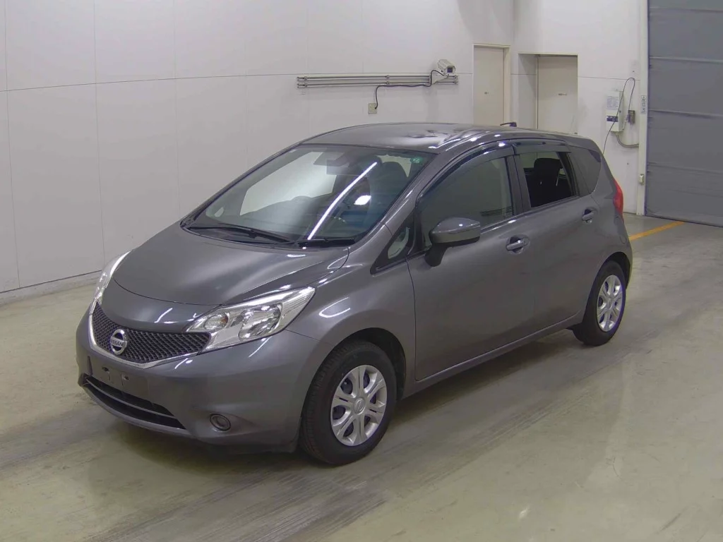 Nissan Note  с аукциона в Японии