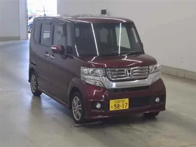 Honda N BOX CUSTOM