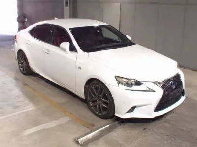 Lexus IS300h