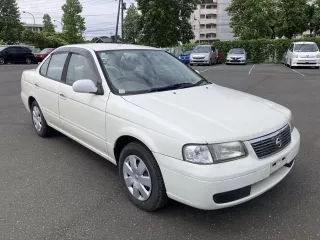 Nissan Sunny  с аукциона в Японии