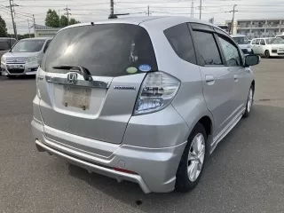 Honda FIT HYBRID