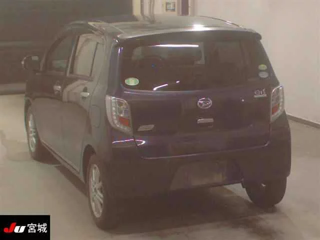 Daihatsu Mira e:S  с аукциона в Японии