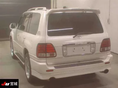 Toyota LAND CRUISER 100