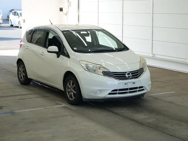 Nissan Note  с аукциона в Японии