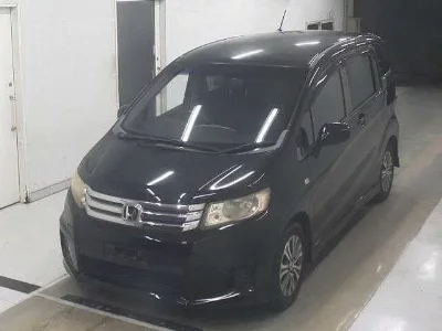 Honda Freed Spike
