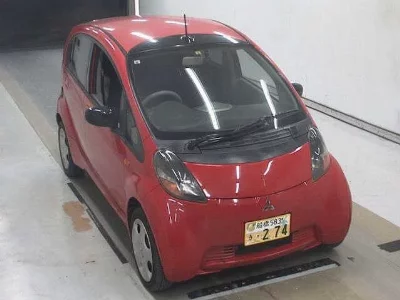 Mitsubishi i