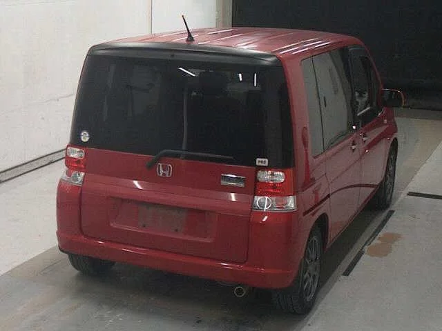 Honda Mobilio  с аукциона в Японии