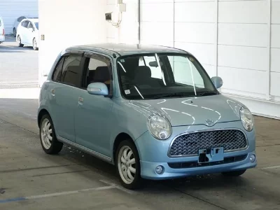 Daihatsu Mira Gino