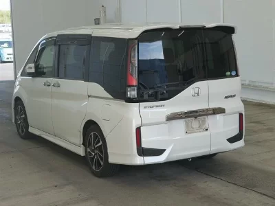 Honda STEPWGN SPADA