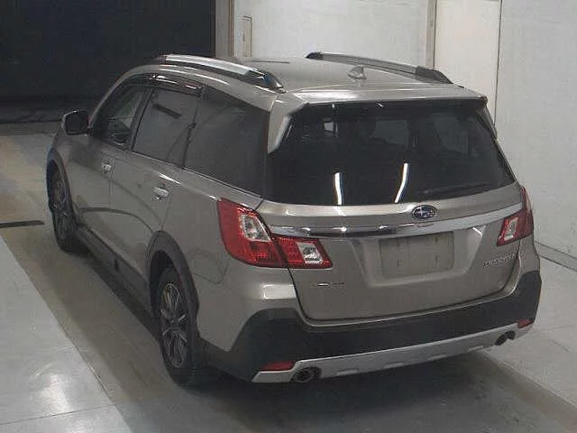 Subaru Exiga Crossover 7  с аукциона в Японии