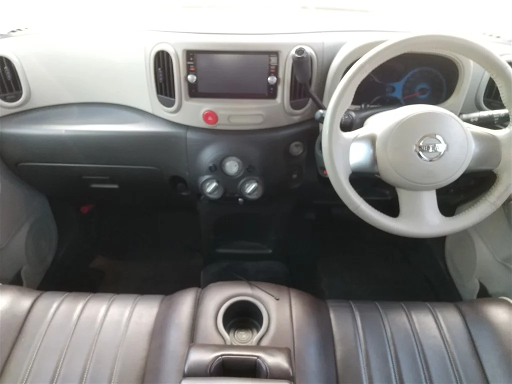 Nissan Cube  с аукциона в Японии