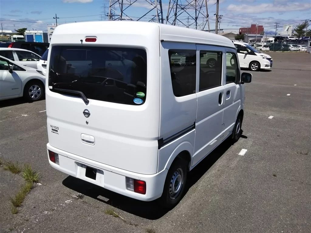Nissan NV100 Clipper  с аукциона в Японии