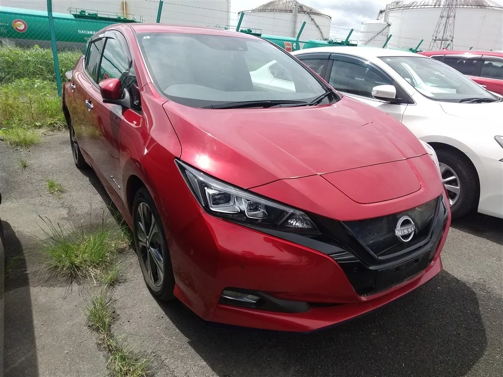 Nissan Leaf  с аукциона в Японии
